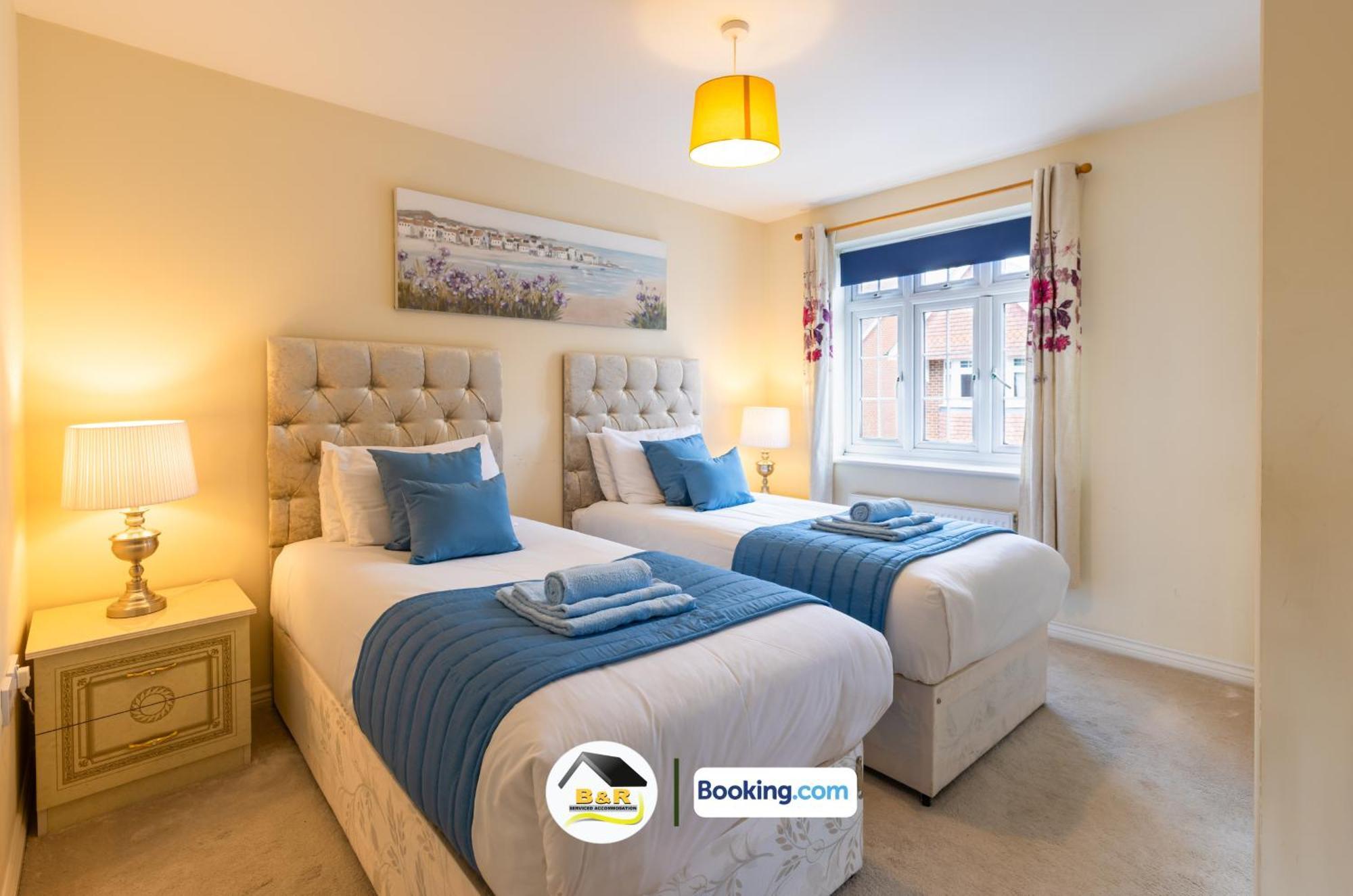 3 Bedroom House By B And R Serviced Accommodation Amesbury With Super Fast Wi-Fi 145Mbps Exterior foto